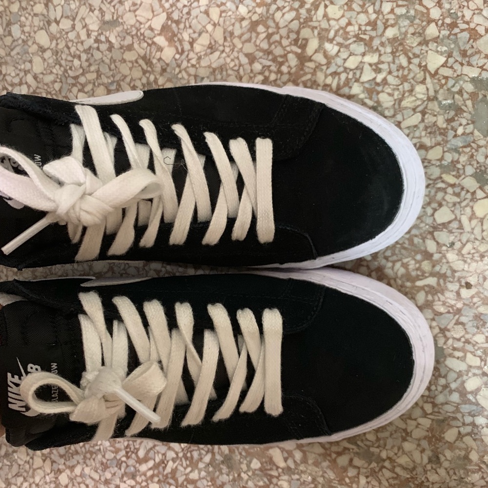 Black and white nike sb blazer low